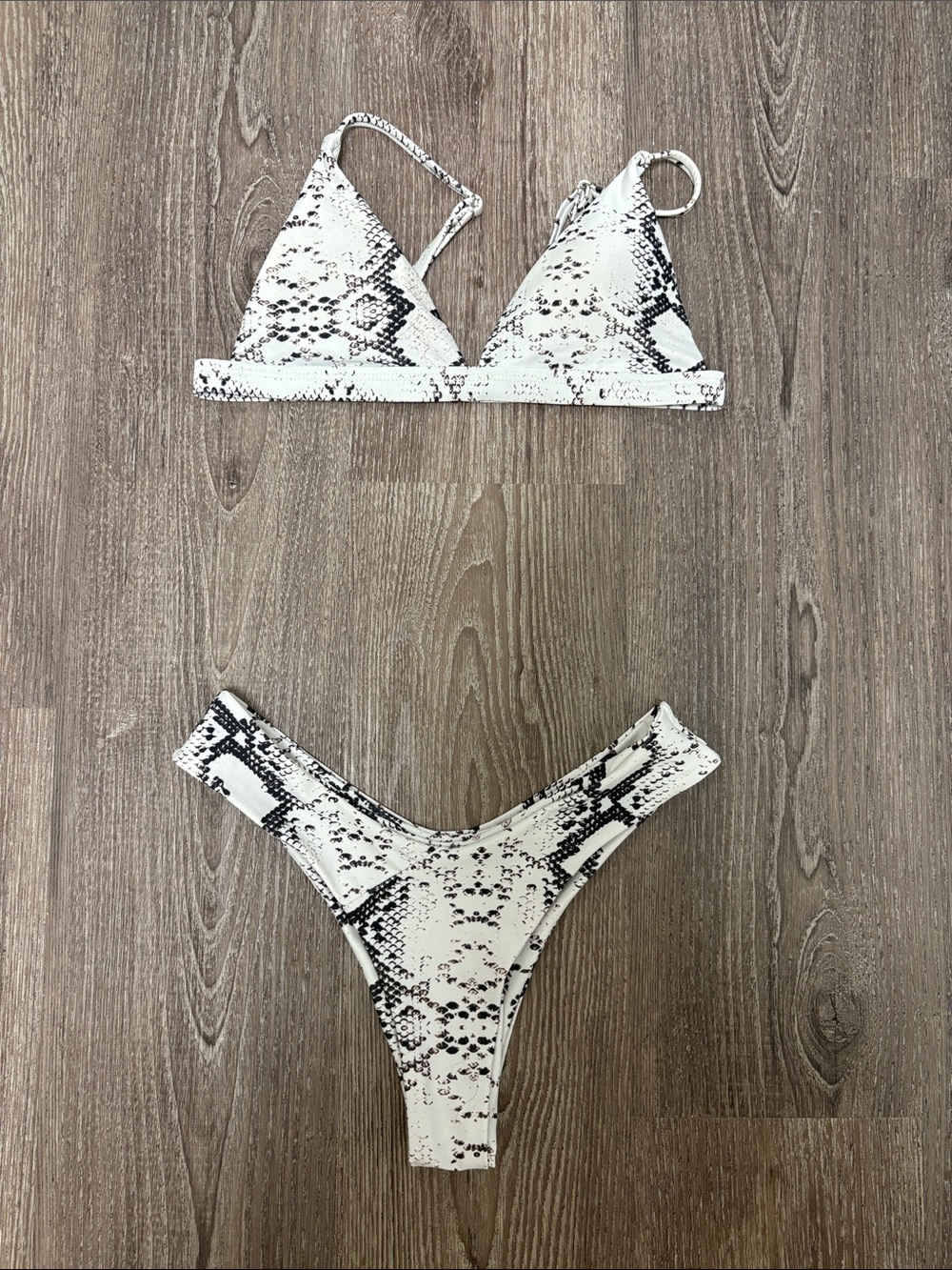SHEIN White Black Snake Print Triangle Bikini Set